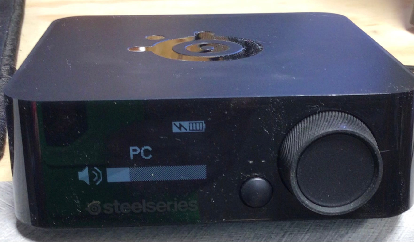 SteelSeries Arctis Pro Wireless Gaming Headset **FOR PARTS/NOT WORKING** (7899823079662)